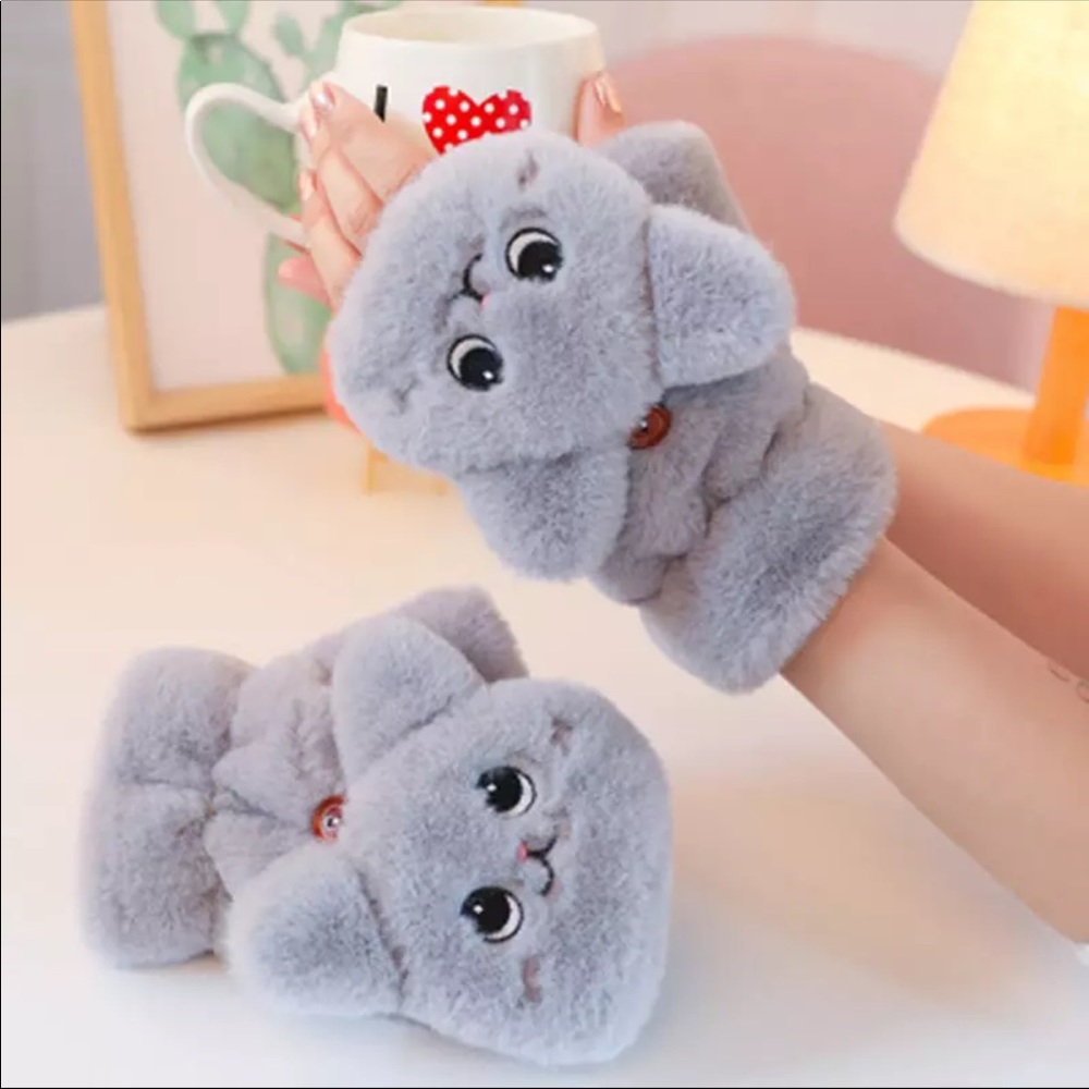 Plush Gloves Panda / RABBIT